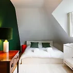 Westland Villa